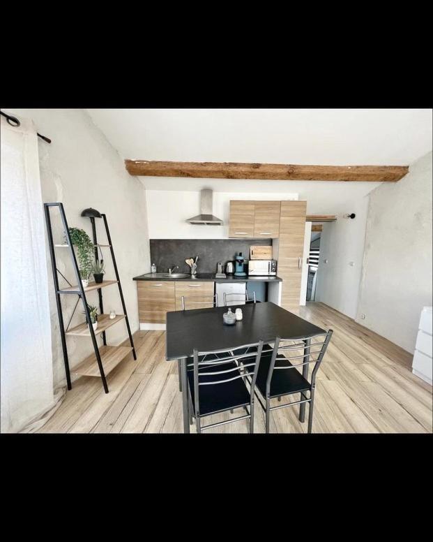 Logement Paisible Avec Parking Apartamento La Rochelle  Exterior foto